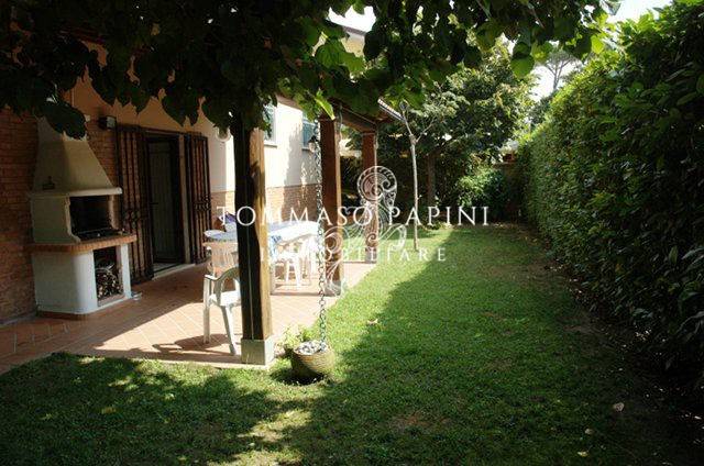 Villa a Pietrasanta in Via Torino, 65 - Foto 3