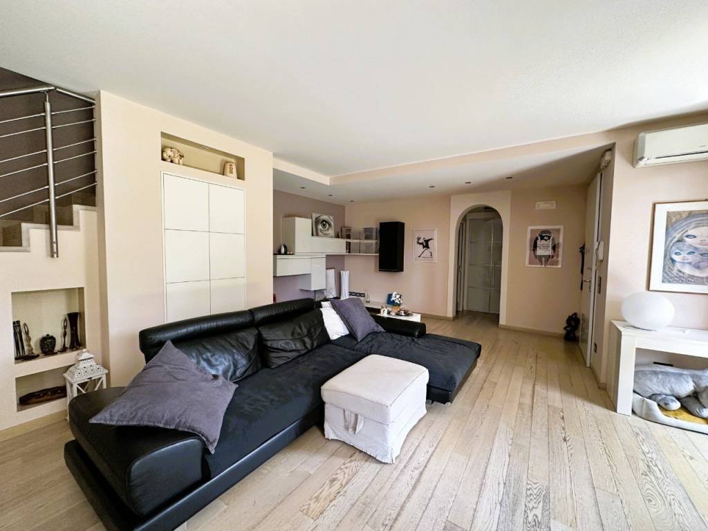 Villa a Noventa padovana in Via Cesare Battisti - Foto 3