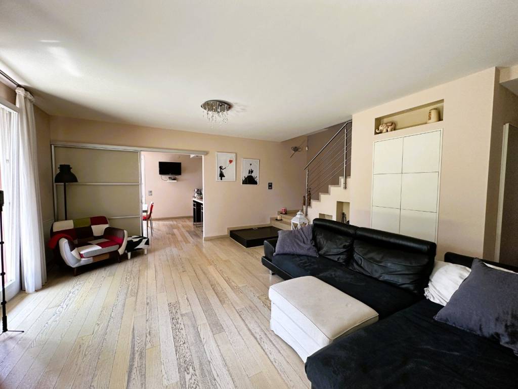 Villa a Noventa padovana in Via Cesare Battisti - Foto 4