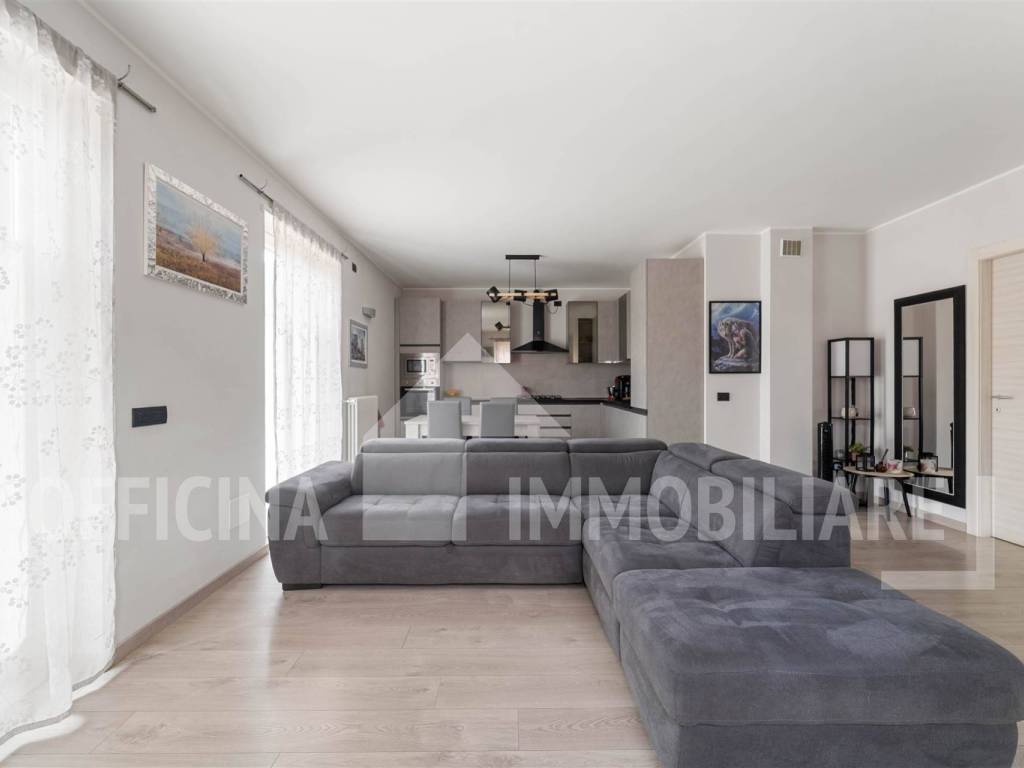 Appartamento a Dubino in Via Della Torre - Foto 3