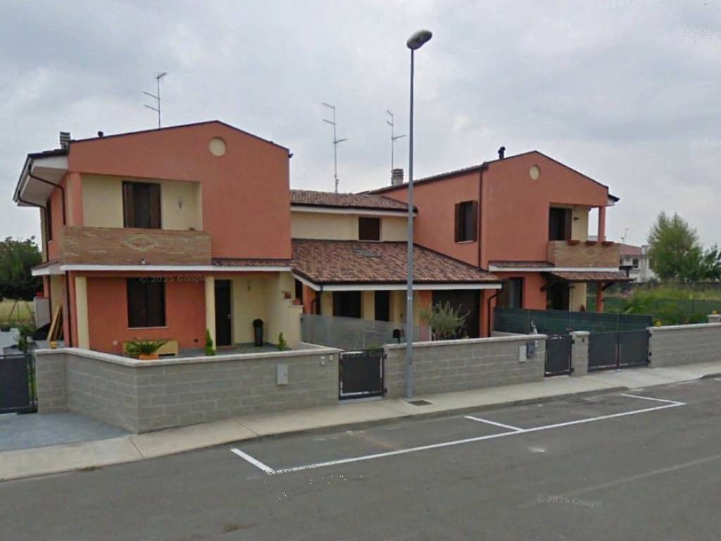 Villetta a schiera a Castelbelforte in Via Don Lorenzo Milani, 7 - Foto 3