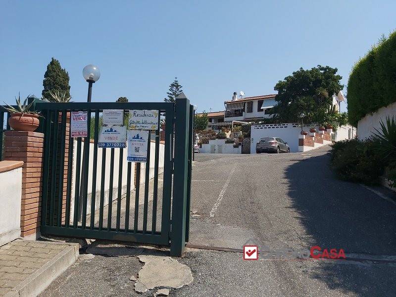 Villetta a schiera a Furnari in strada statale 113 - Foto 5