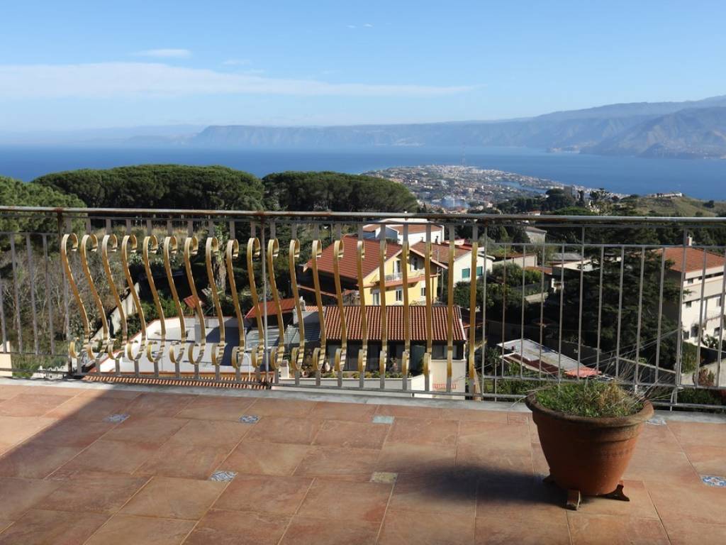 Villa a Messina in VILLAGGIO CURCURACI - Foto 2