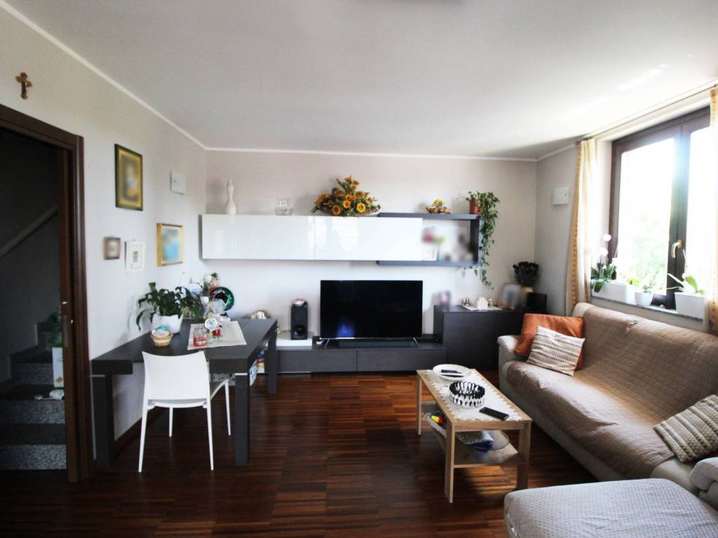 Appartamento a Marnate in Via Roma, 11 - Foto 2