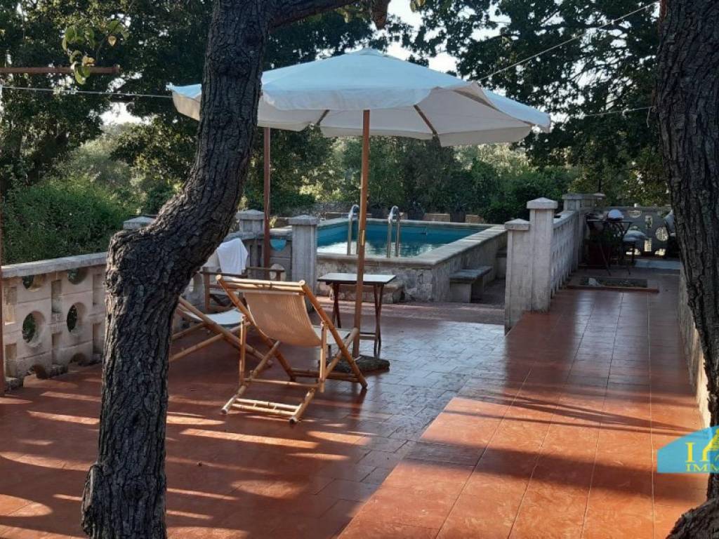 Rustico / casale a Ceglie messapica in Contrada Ulmo - Foto 2