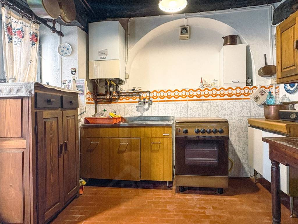 Casa indipendente a Orta san giulio in via Basilica, 7 - Foto 5