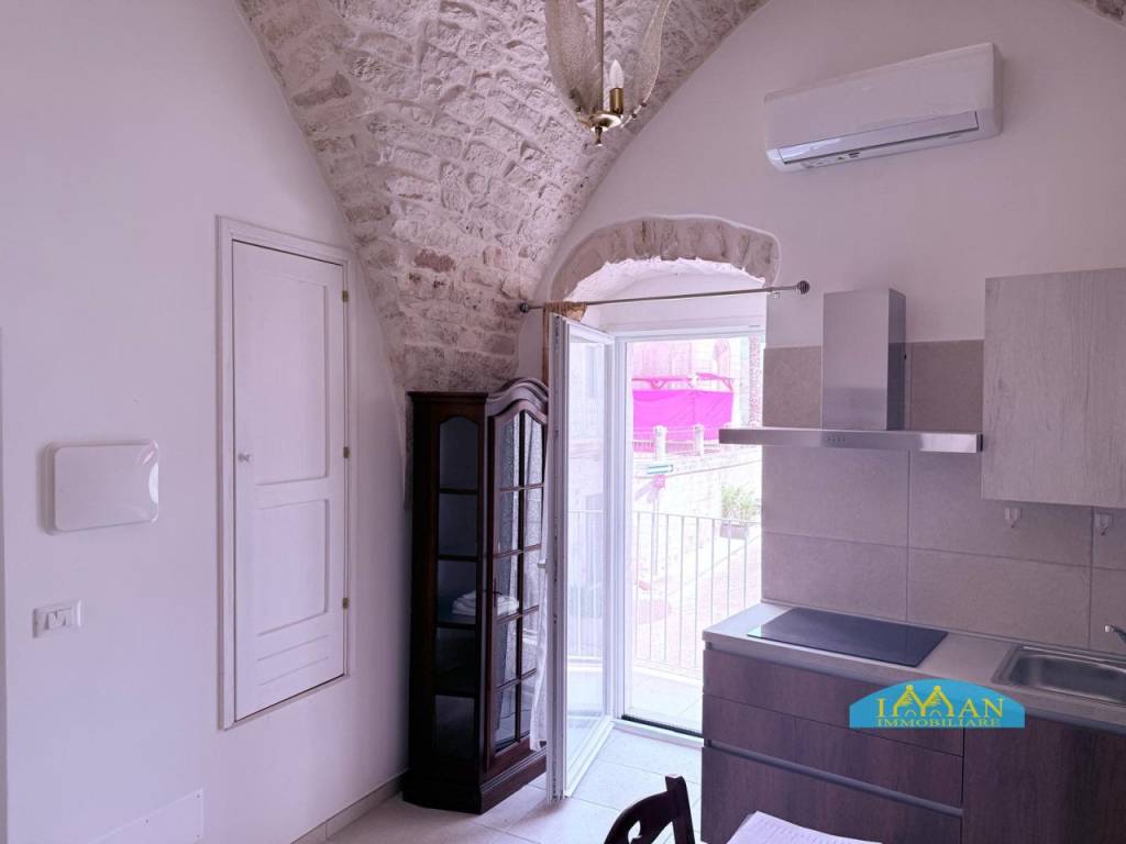 Casa indipendente a Ceglie messapica in Piazza Plebiscito - Foto 5