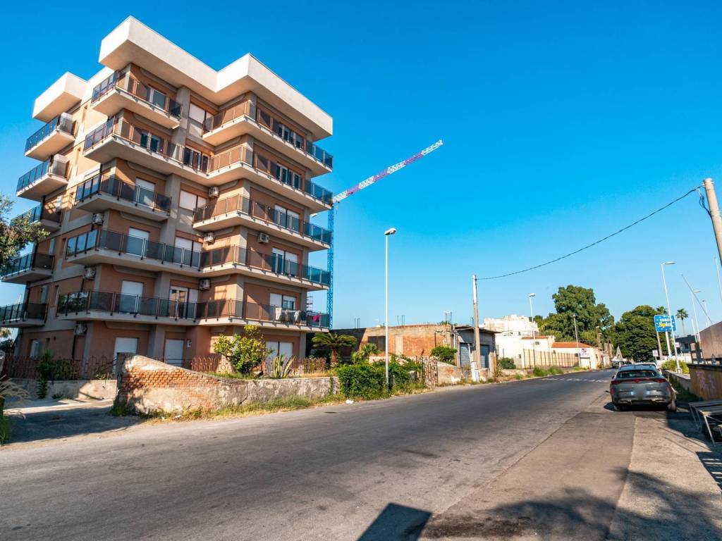 Appartamento a Milazzo in via acqueviole, 227 - Foto 2