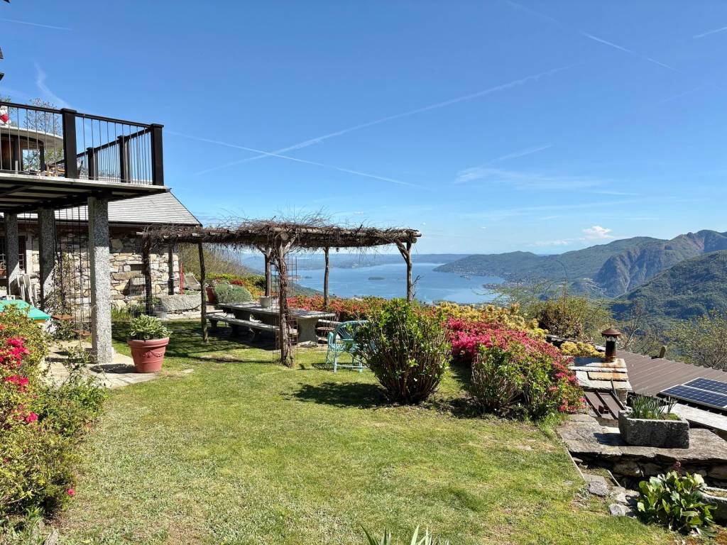 Villa a Mergozzo in Vicolo 22, 2 - Foto 2
