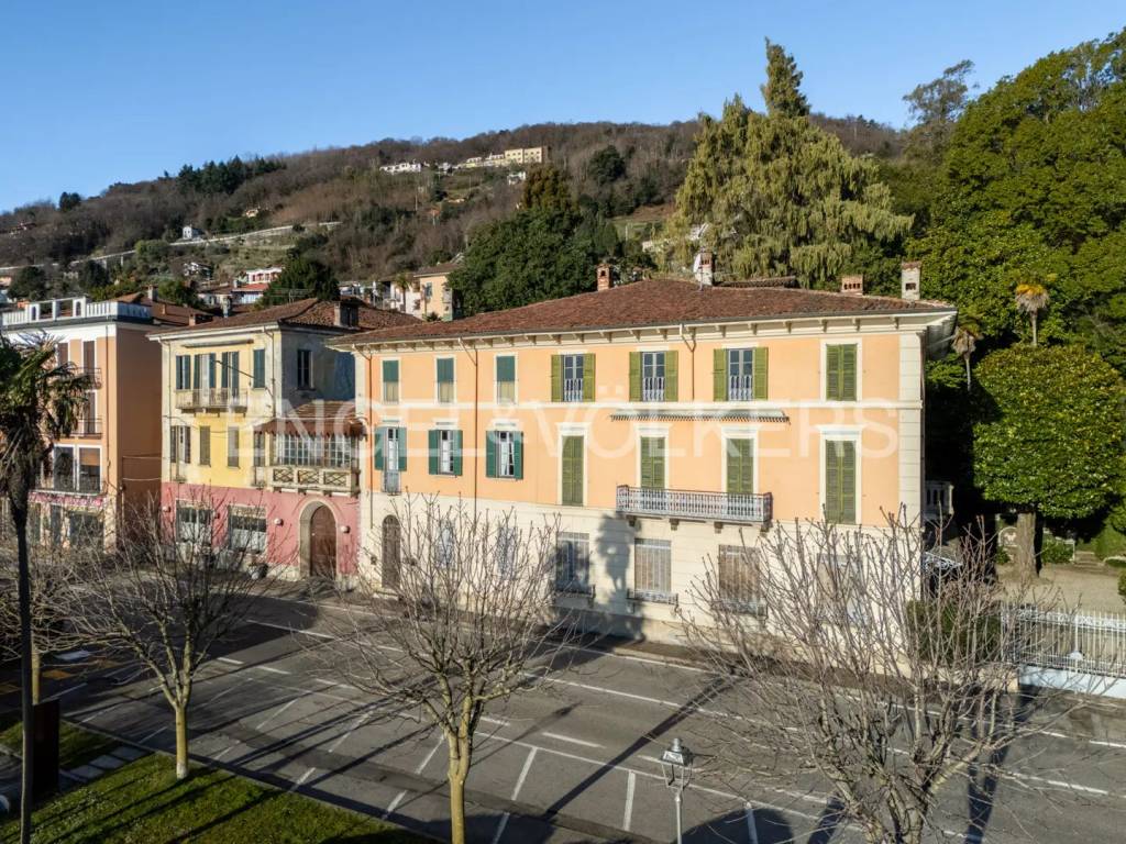 Villa a Belgirate in Via Giuseppe Mazzini, 89 - Foto 4
