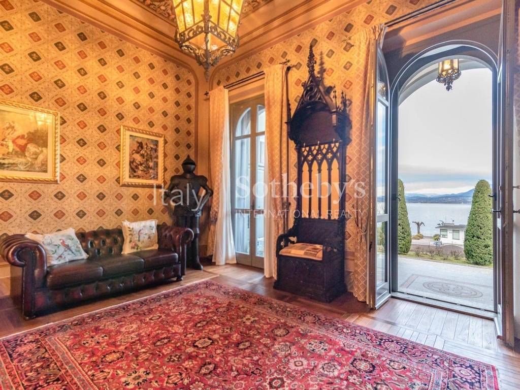 Villa a Lesa in Viale Vittorio Veneto - Foto 4