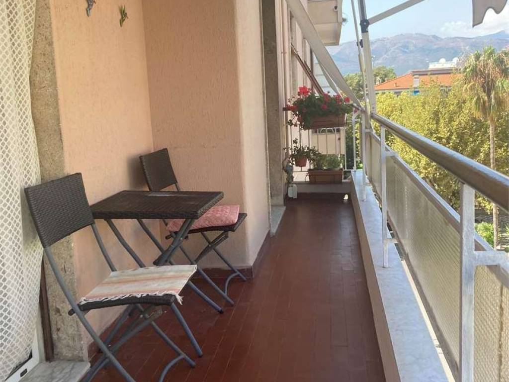 Appartamento a Albenga in Via Al Fortino - Foto 3