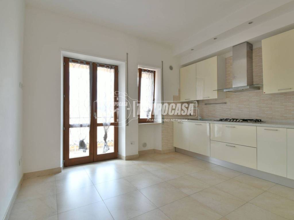 Appartamento a Ascoli piceno in Via Luigi Merli - Foto 5