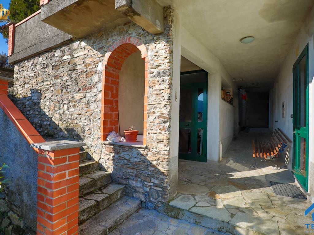 Villa a Serra riccò in Via Liquara, 14 - Foto 3