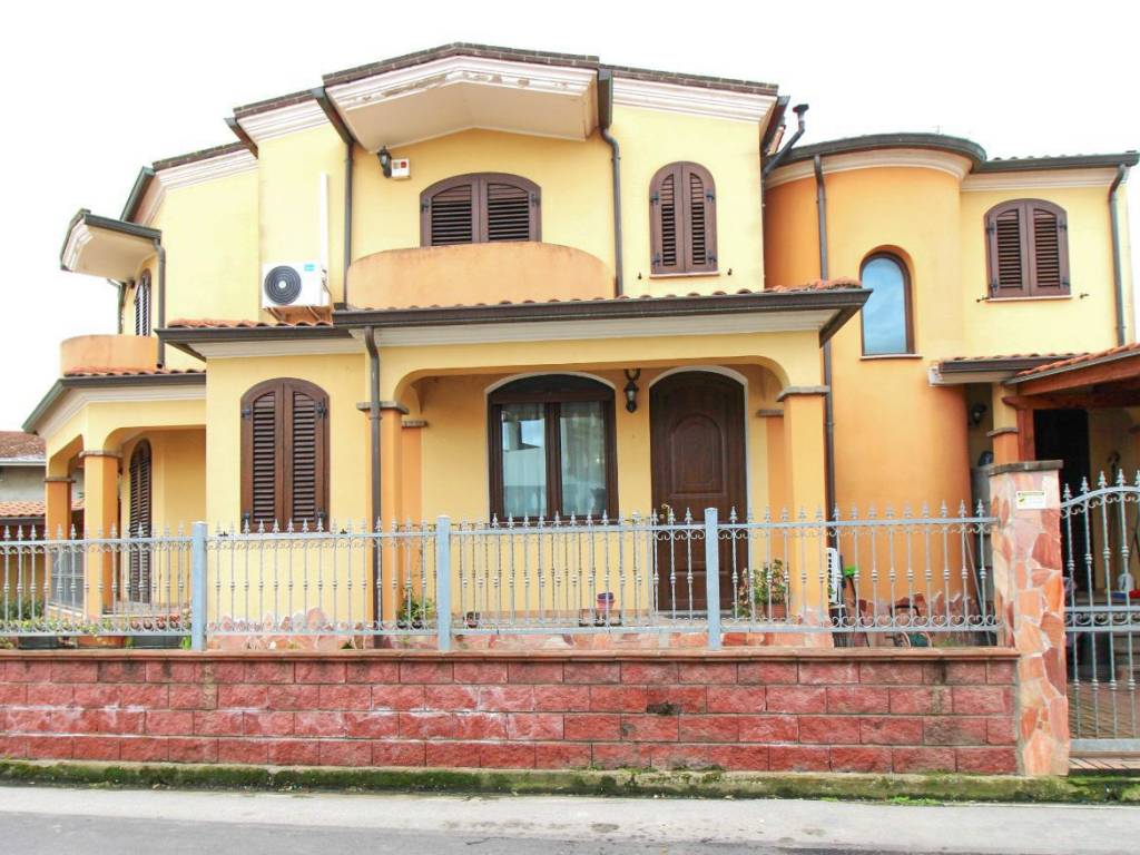 Villa a Decimoputzu in Via Gaetano Donizetti - Foto 2