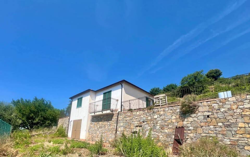 Villa a Cipressa in Regione Leschea - Foto 2