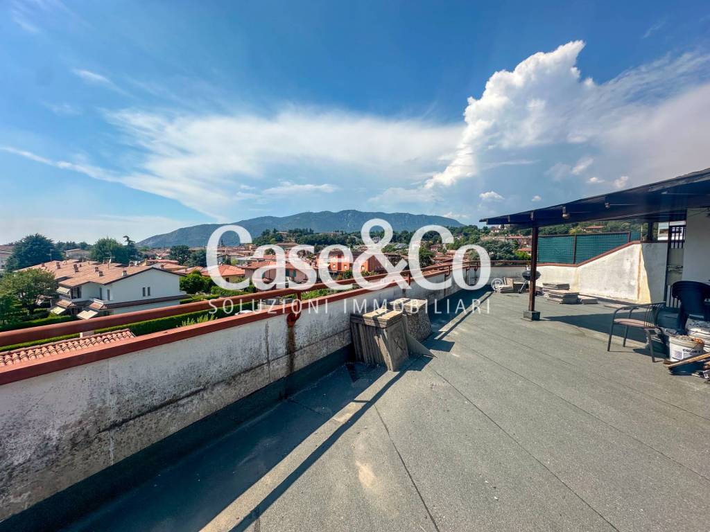 Appartamento a Rezzato in Via milano, 99 - Foto 2