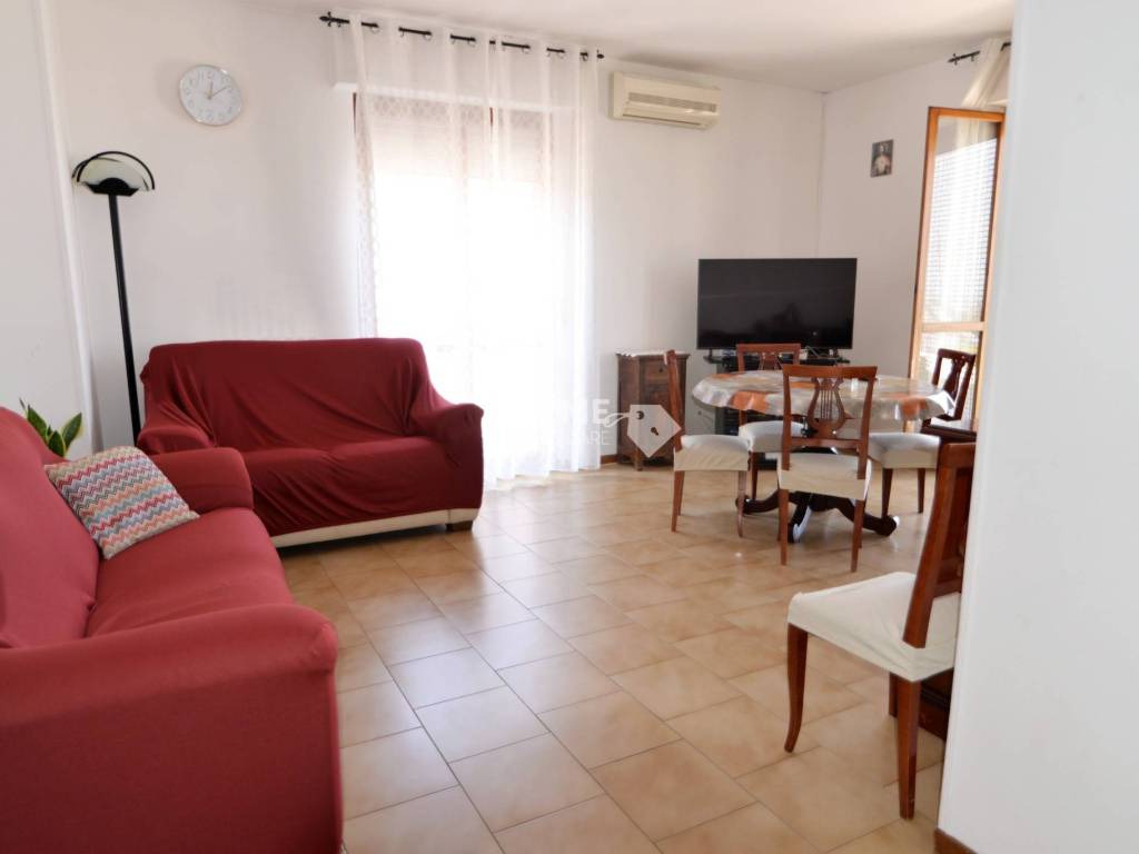 Appartamento a Corridonia in Via della Portarella - Foto 5