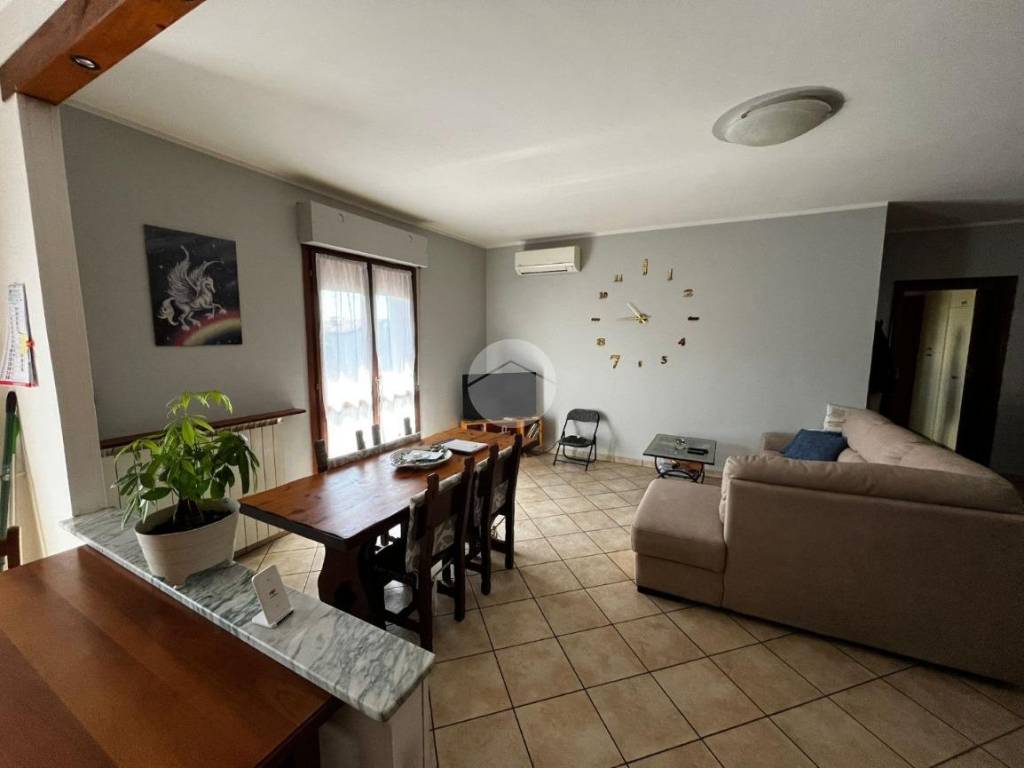 Appartamento a Castel mella in Piazza San Siro, 9 - Foto 2