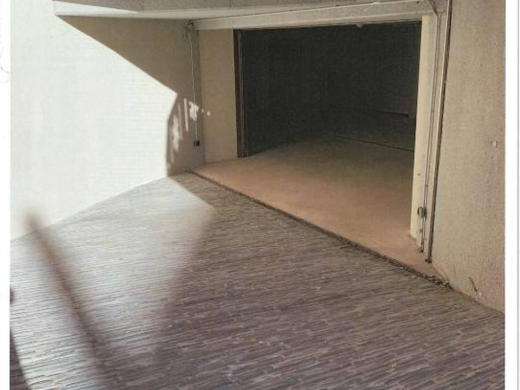 Box / garage a Bormio in Via Funivie - Foto 2