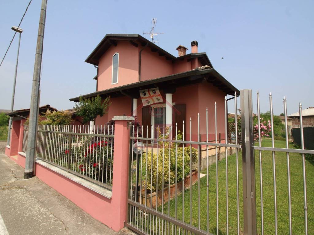 Villa a Albano vercellese in Via Colombé, 10 - Foto 3
