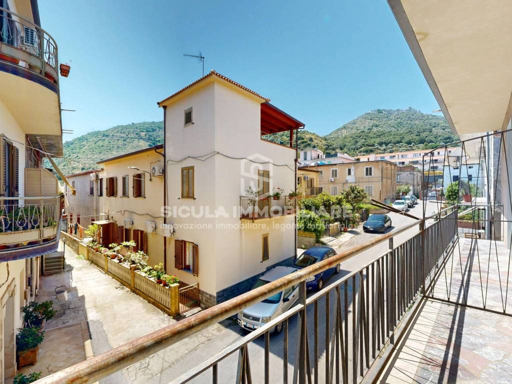Appartamento a Caronia in Via Marco Polo - Foto 2