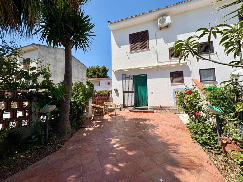 Villetta a schiera a Furnari in Contrada Saiatine Villaggio Laura - Foto 3