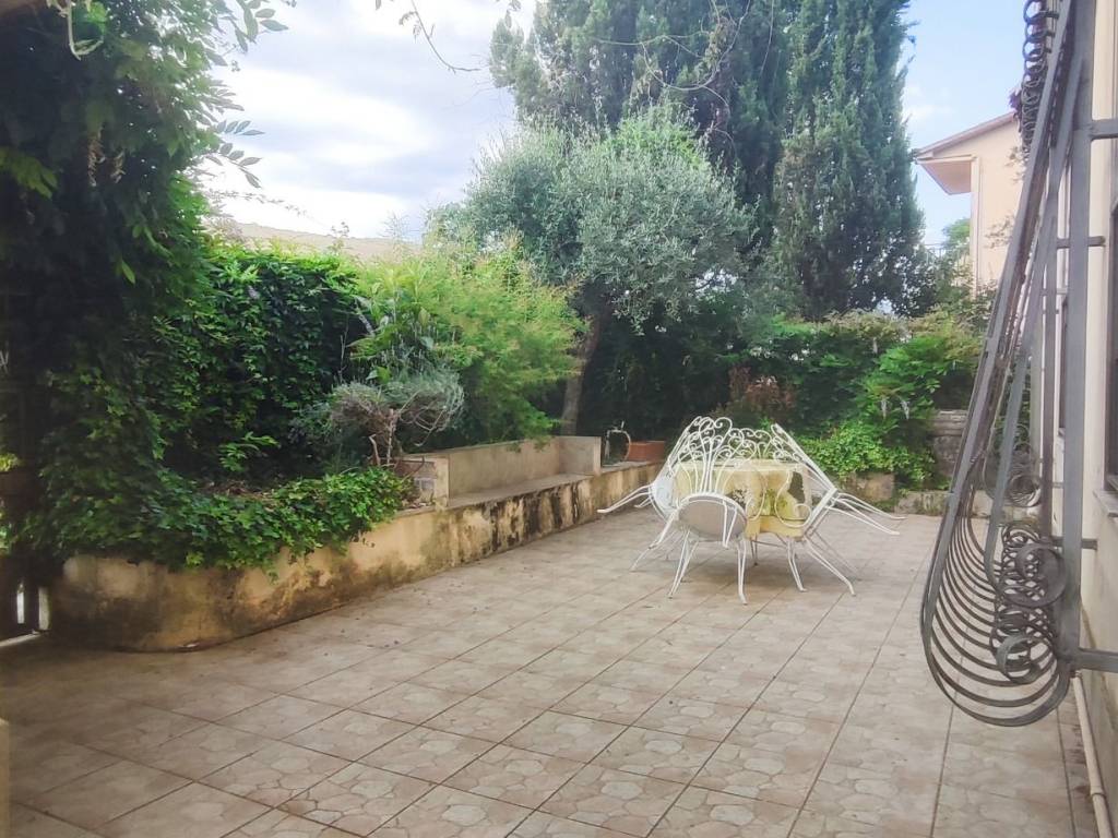 Villa a Alatri in Via Polledrara, 41 - Foto 3