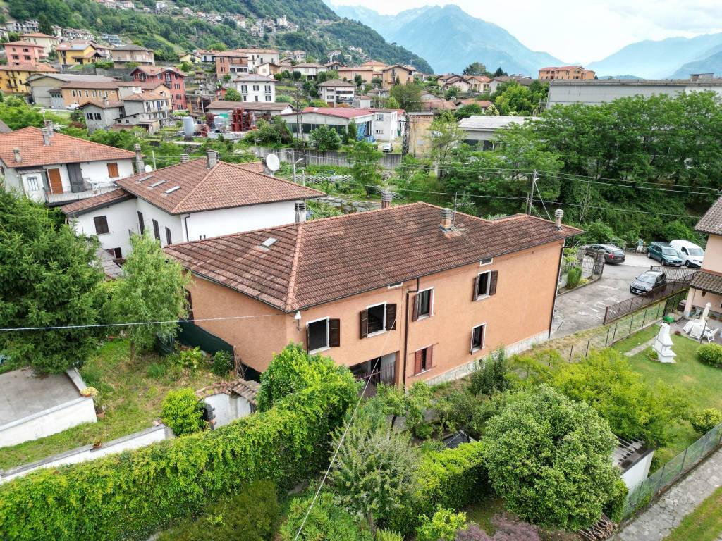 Villa a Gravedona ed uniti in Via Guasto - Foto 5