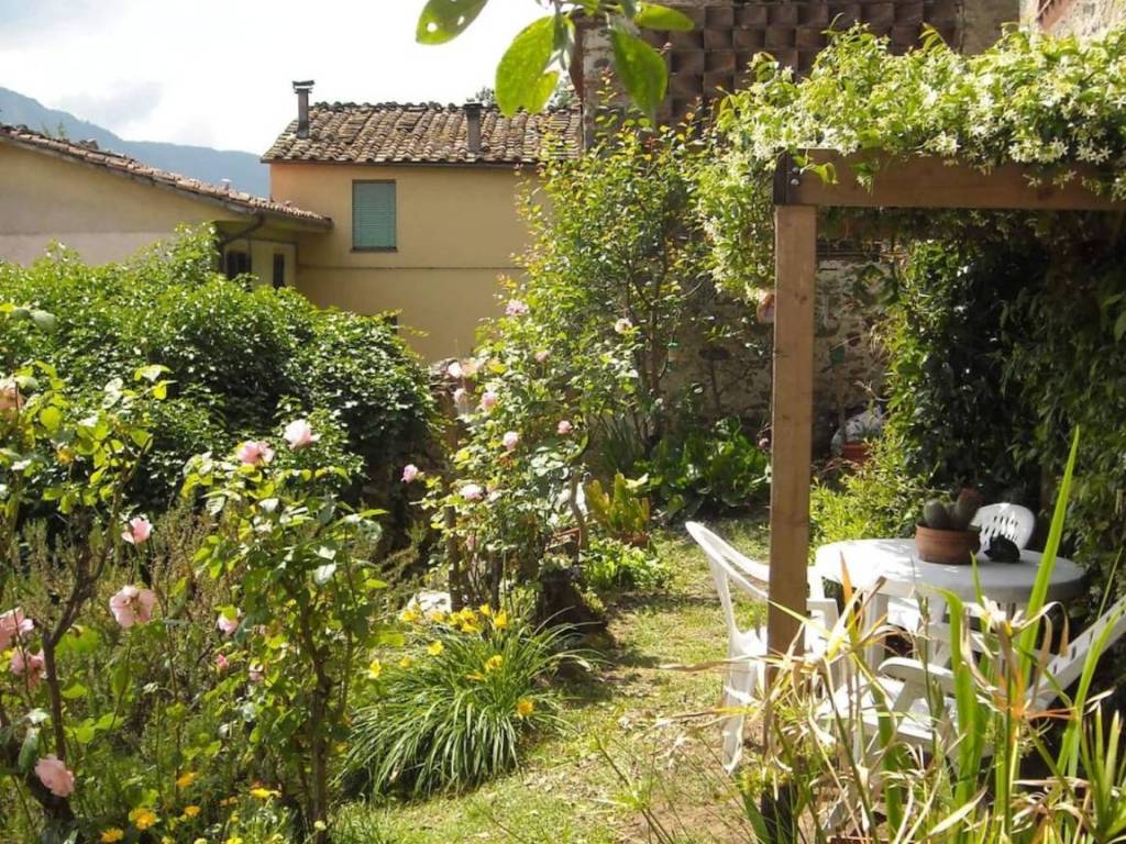 Casa indipendente a Borgo a mozzano - Foto 2