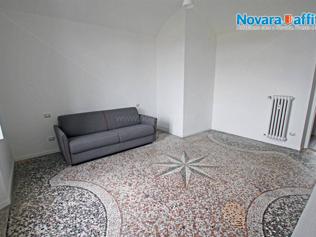 Appartamento a Novara in Piazza Giuseppe Garibaldi - Foto 4