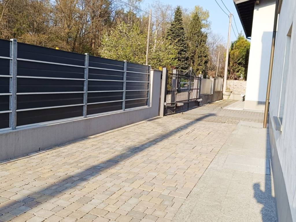 Villa a Cardano al campo in Via Gran Sasso, 2 - Foto 4