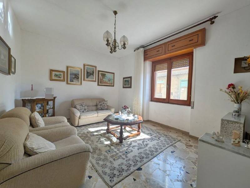 Casa indipendente a Marrubiu in Via Emilio Lussu - Foto 4