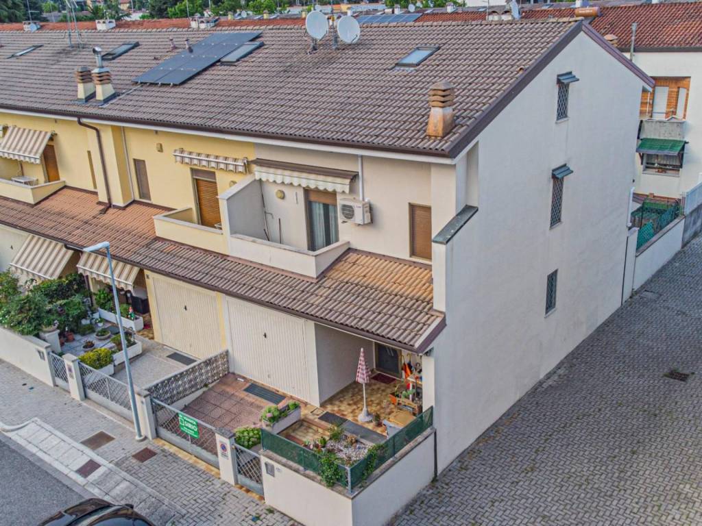 Villetta a schiera a Udine in Via Latina, 5 - Foto 2