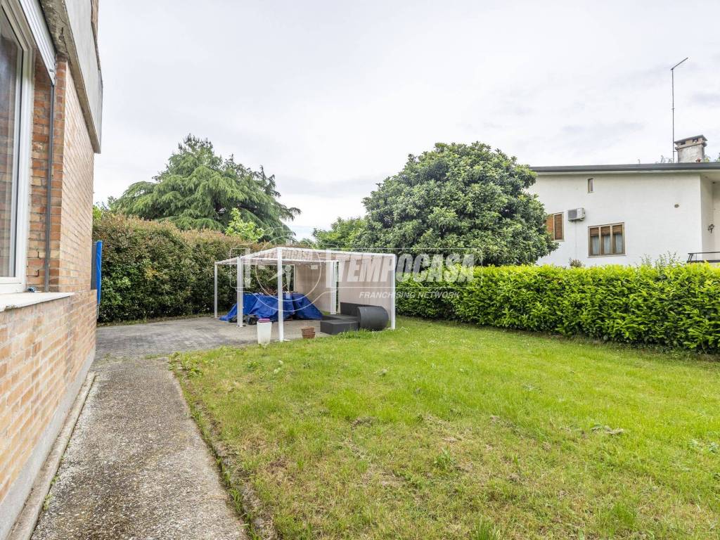 Villa a Mogliano veneto in Via dei Tulipani 29 - Foto 2
