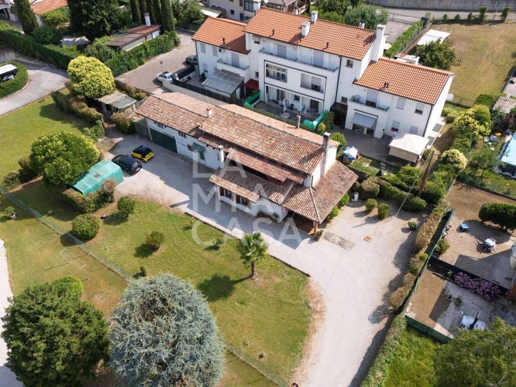 Villa a Pieve di soligo in Via Brando Brandolini, 81 - Foto 4