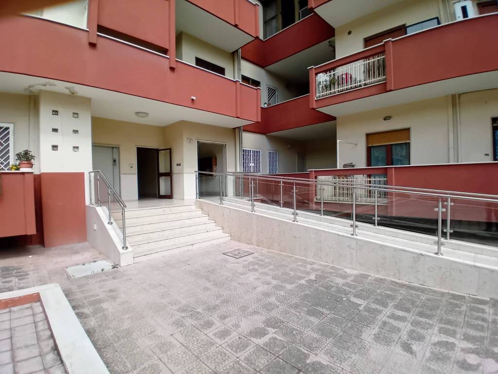 Appartamento a Bari in Via Giulio Petroni - Foto 3