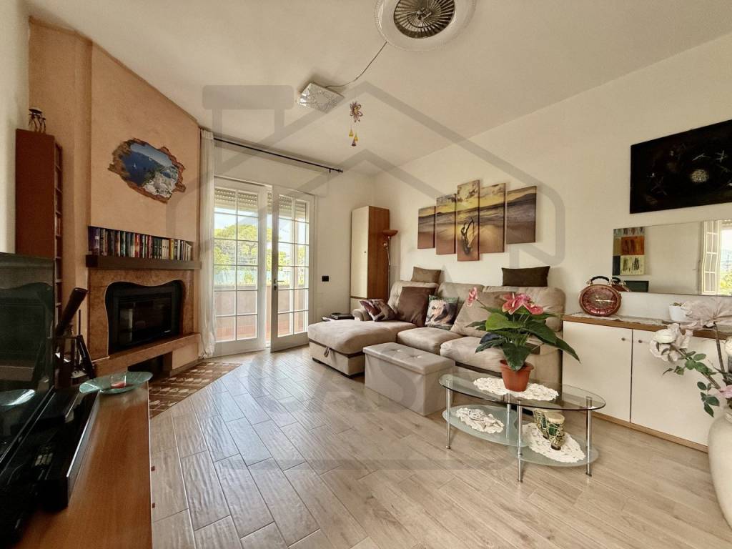 Villa a Montegrotto terme in Via Antonio Segni - Foto 3