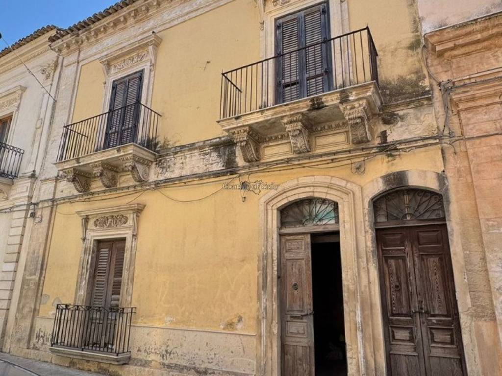 Casa indipendente a Santa croce camerina in Via Giacomo Matteotti - Foto 2