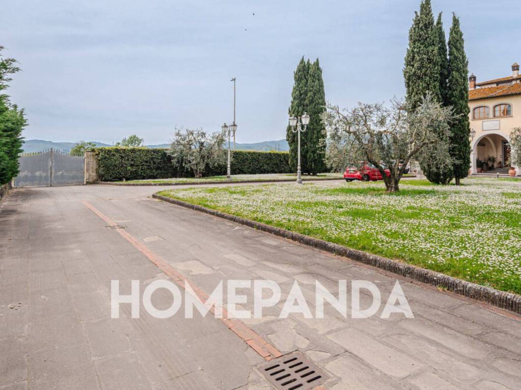 Villa a Prato in Via di Giramonte, 73 - Foto 2