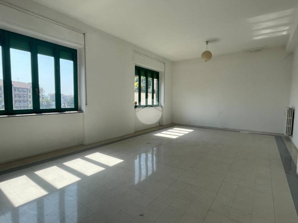 Appartamento a Asti in Via Camillo Benso Conte Di Cavour, 113 - Foto 2