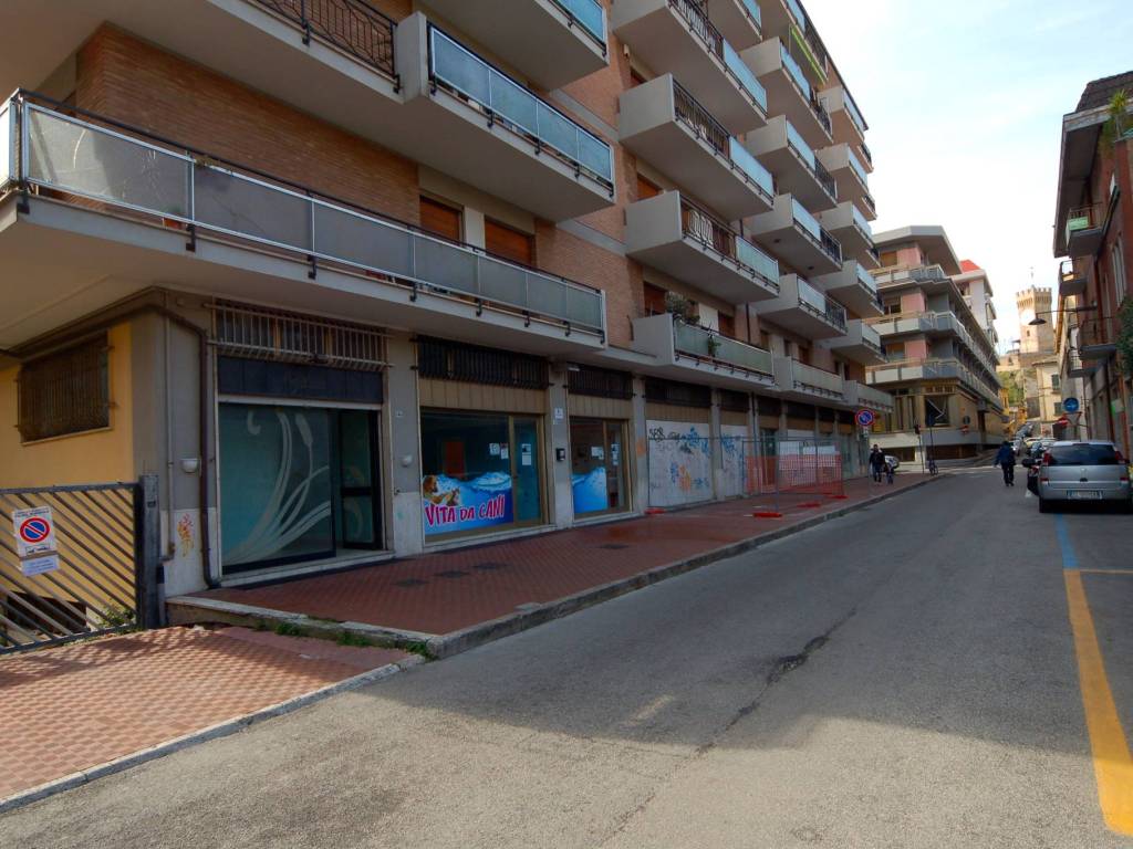 Immobile a San benedetto del tronto in Via Leopardi - Foto 2