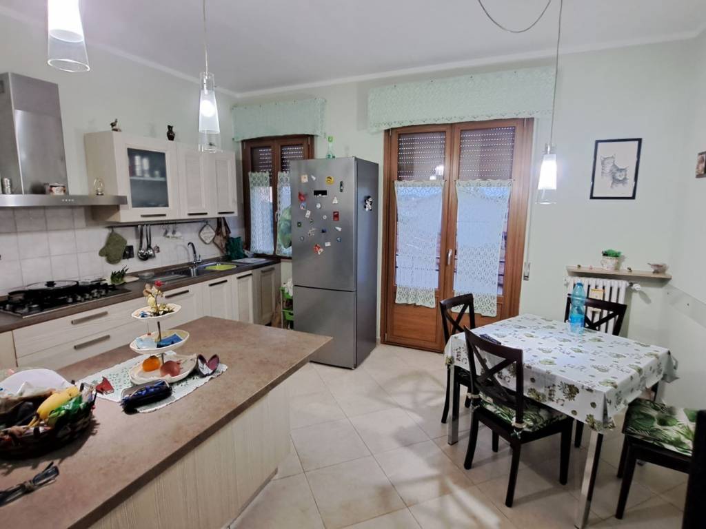 Appartamento a Rosignano marittimo in Via Daniele Manin - Foto 4