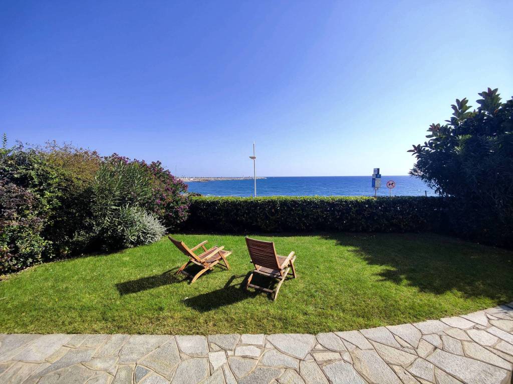 Villa a Imperia in Corso Giovanni Boine - Foto 2