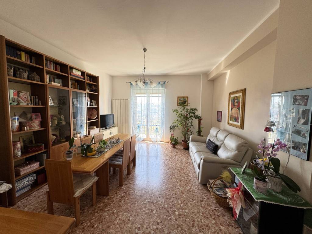 Appartamento a Fermo in Viale Trento Nunzi - Foto 4