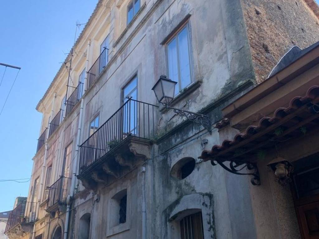 Palazzo / stabile a Vibo valentia in Via della Pace - Foto 5