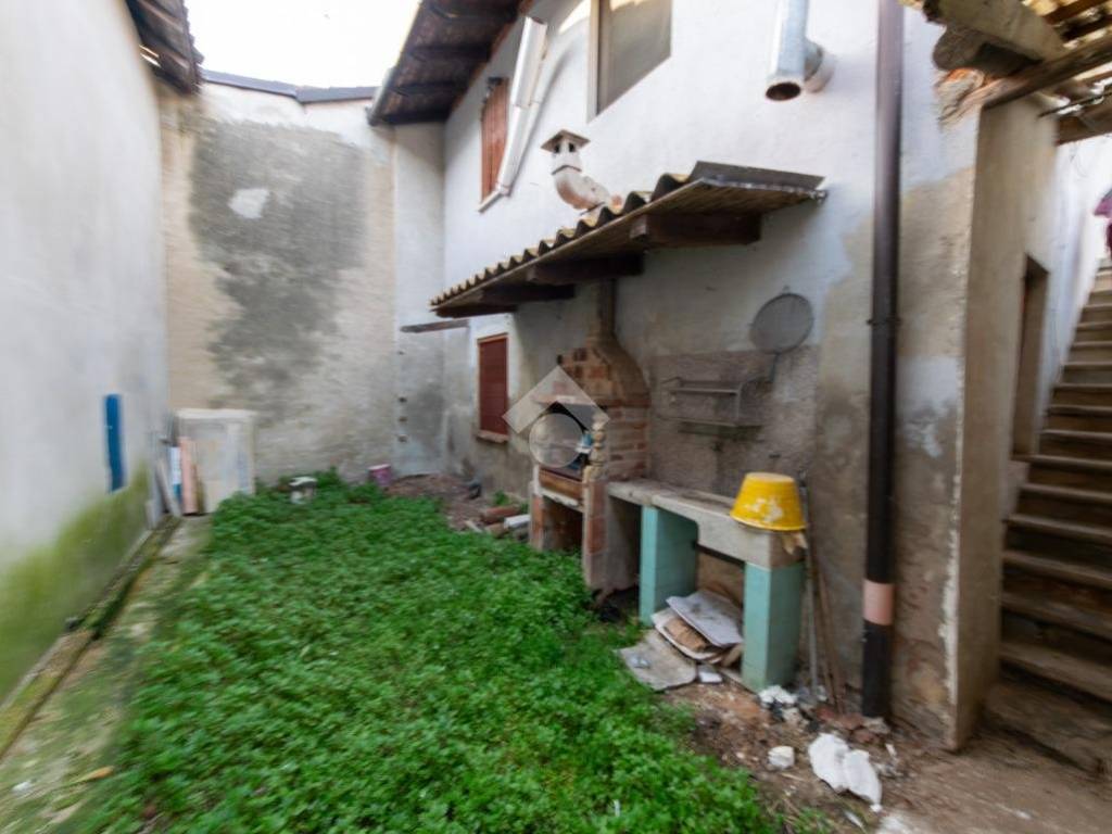 Casa indipendente a Caresana in Via G. Marconi, 17 - Foto 3