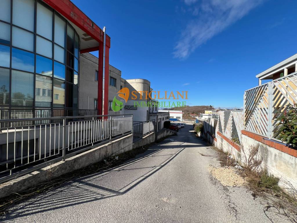 Immobile a Campobasso in zona industriale - Foto 2