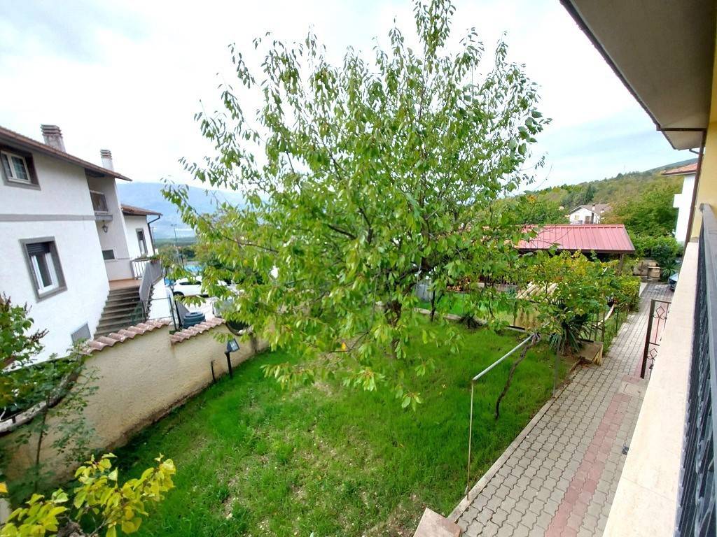 Villa a Poggio picenze in SS17 - Foto 5