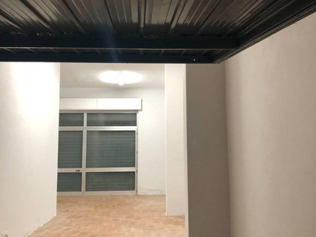 Box / garage a Montesilvano in Via Valle d'Aosta, 15 - Foto 5